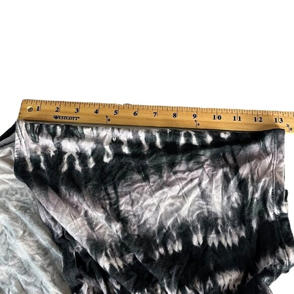 Joe Boxer Womens Tie Dye Camisole Blouse Size 1X/2X Black & Gray V-Neck Tassels - Picture 9 of 16